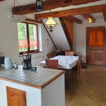 Ferienhaus Romantic Hideaway & Remote Work Haven Pet Friendly Neuve-Eglise